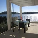 Jela Rogoznica (Sibenik-Knin)