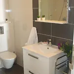Jela