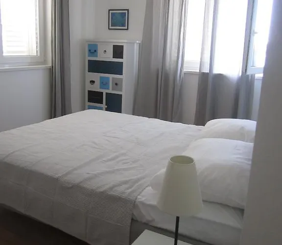 شقة Jela روغوزنيكا